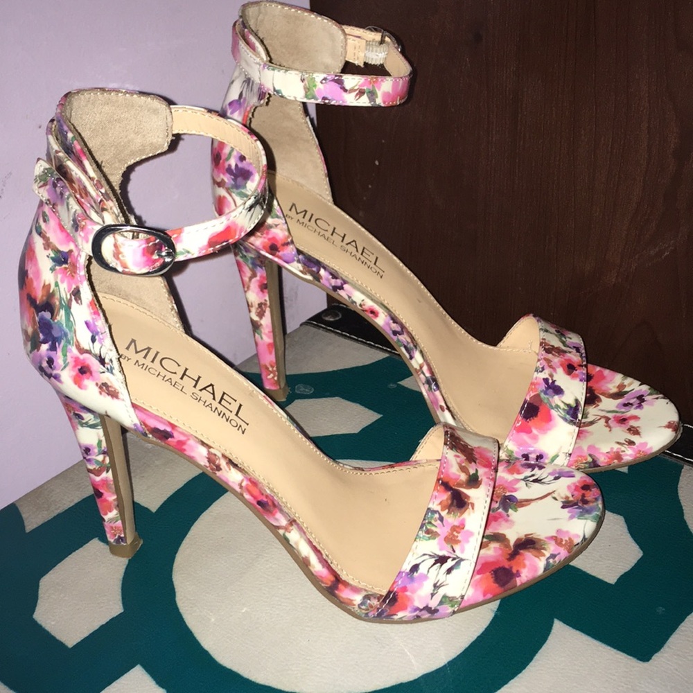 Floral heels